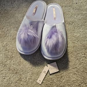 Victoria's Secret Pom Pom Lavendar Slippers
